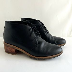 CLARKS Originals Black Leather Booties Phenia Carnaby